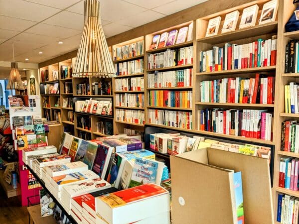 Librairie Les mots en cavale