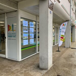 Extérieur agence Square Habitat Rumilly